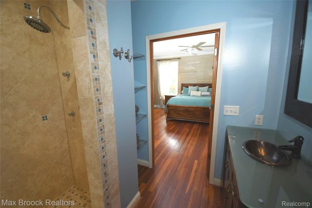 58282 SAVAGE Road, Newberg Township, MI 49095