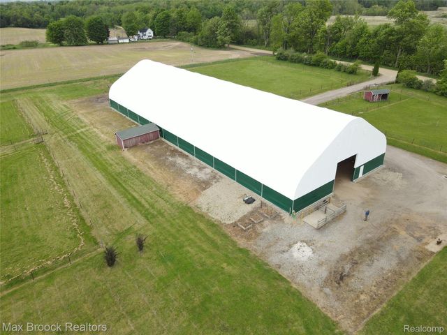58282 SAVAGE Road, Newberg Township, MI 49095
