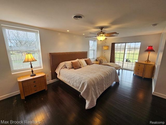58282 SAVAGE Road, Newberg Township, MI 49095