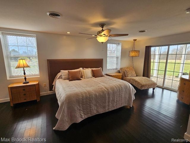 58282 SAVAGE Road, Newberg Township, MI 49095