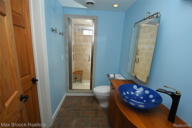 58282 SAVAGE Road, Newberg Township, MI 49095