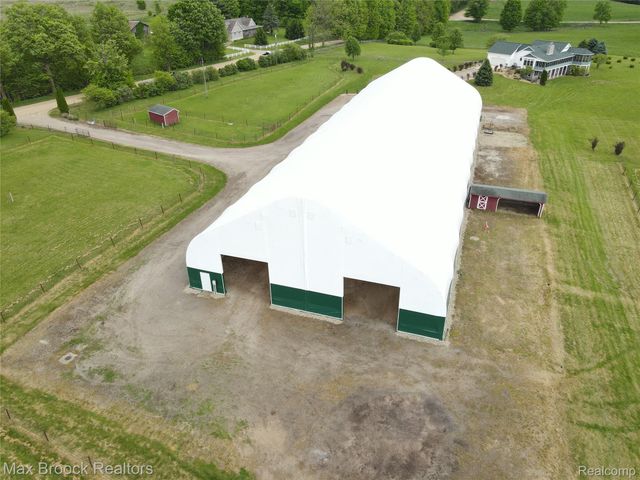 58282 SAVAGE Road, Newberg Township, MI 49095