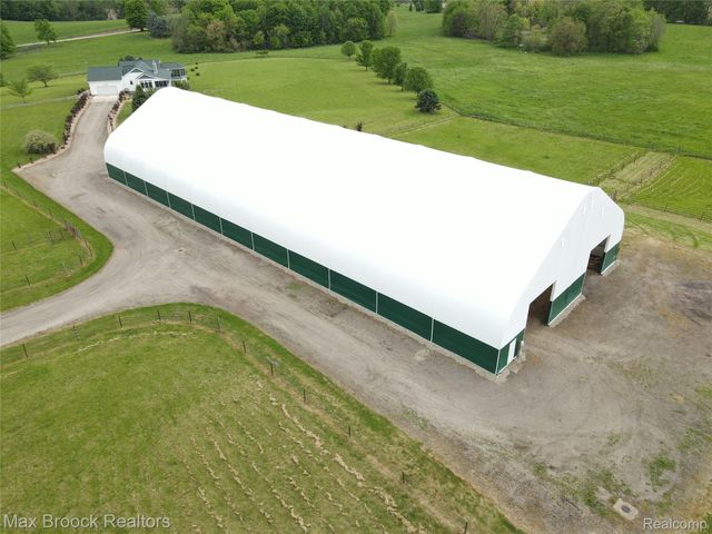 58282 SAVAGE Road, Newberg Township, MI 49095