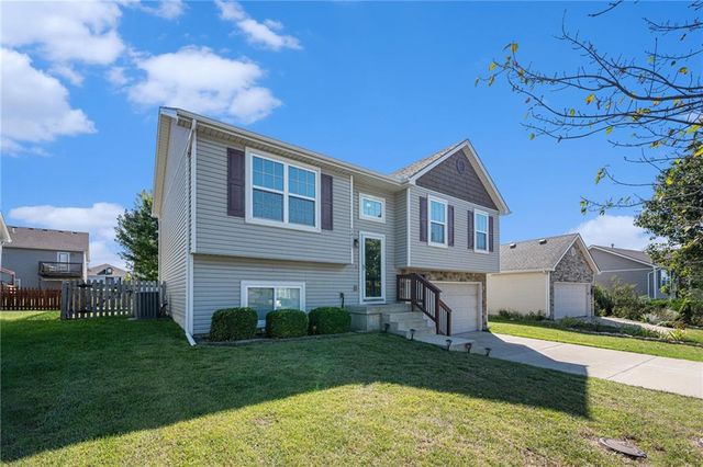 14313 Richmond Avenue, Grandview, MO 64030