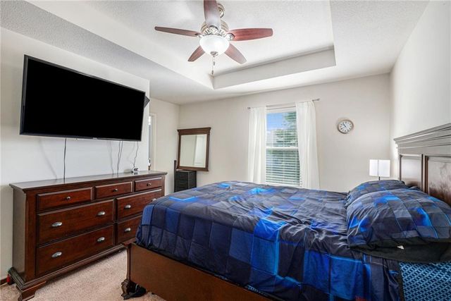 14313 Richmond Avenue, Grandview, MO 64030