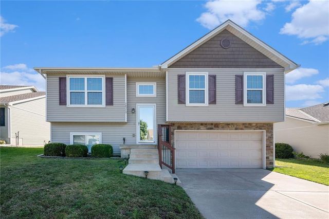 14313 Richmond Avenue, Grandview, MO 64030