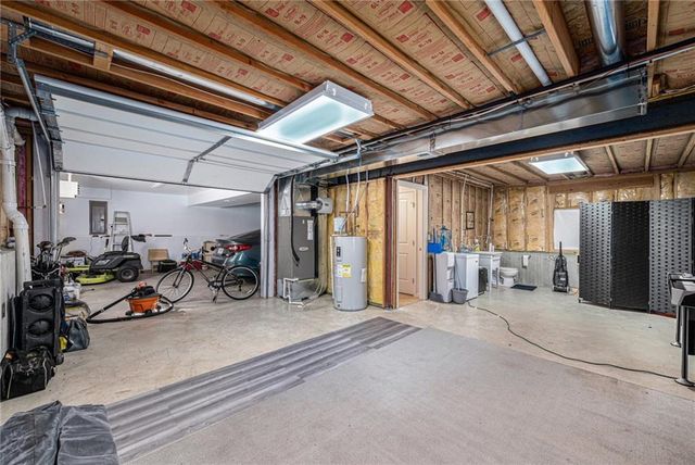 14313 Richmond Avenue, Grandview, MO 64030