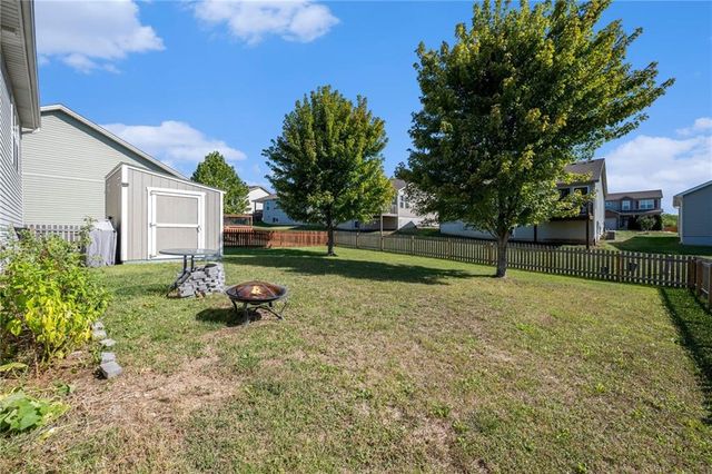 14313 Richmond Avenue, Grandview, MO 64030