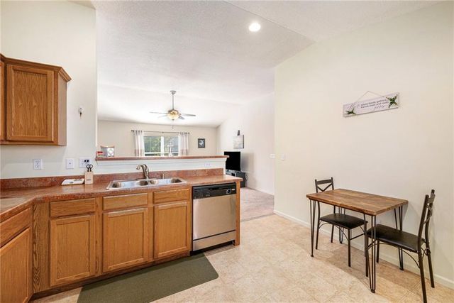 14313 Richmond Avenue, Grandview, MO 64030