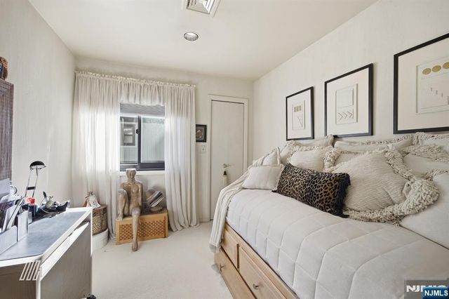 1511 John Street, Fort Lee, NJ 07024