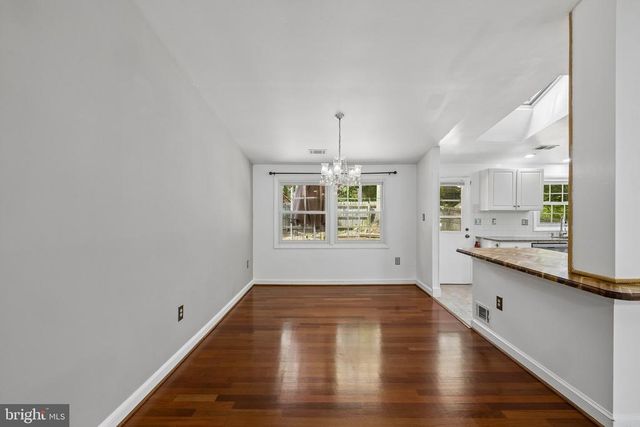 4 POND CIR, Fredericksburg, VA 22407