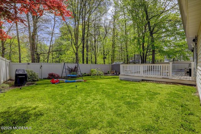 82 Mariners Cove, Freehold, NJ 07728