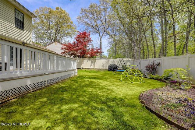 82 Mariners Cove, Freehold, NJ 07728