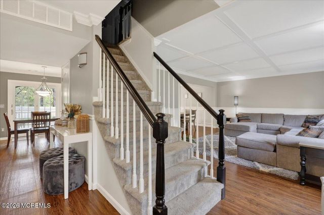 82 Mariners Cove, Freehold, NJ 07728