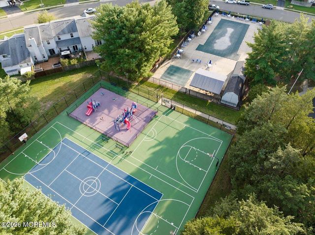 82 Mariners Cove, Freehold, NJ 07728