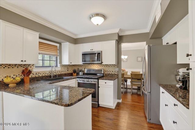 82 Mariners Cove, Freehold, NJ 07728