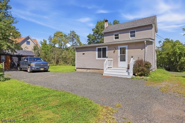 9 Church St, Knowlton Twp., NJ 07832