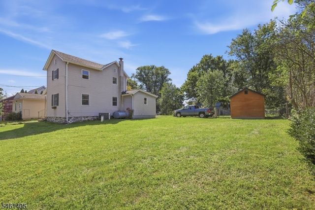 9 Church St, Knowlton Twp., NJ 07832