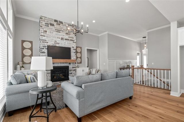 25104 W 141st Terrace, Olathe, KS 66061