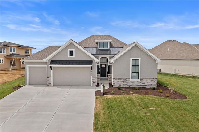 25104 W 141st Terrace, Olathe, KS 66061