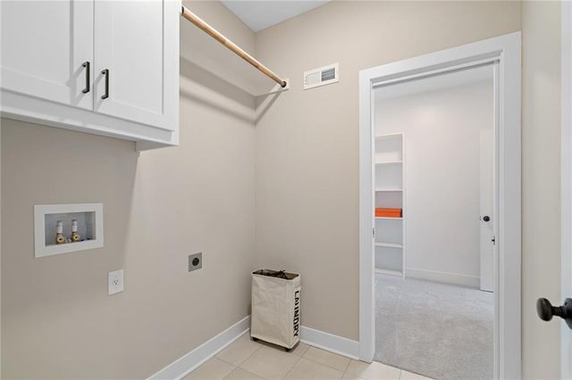 25104 W 141st Terrace, Olathe, KS 66061