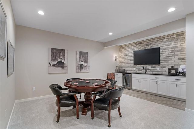 25104 W 141st Terrace, Olathe, KS 66061