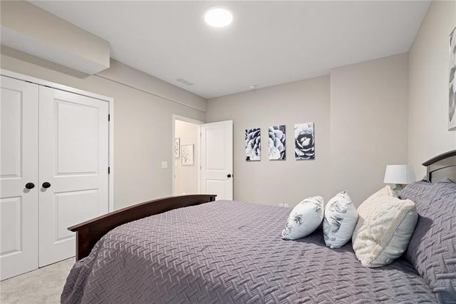 25104 W 141st Terrace, Olathe, KS 66061