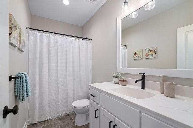 25104 W 141st Terrace, Olathe, KS 66061