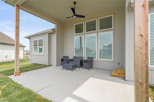 25104 W 141st Terrace, Olathe, KS 66061