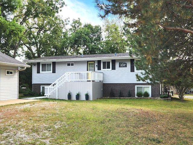 152 Beachview Court, Varna, IL 61375