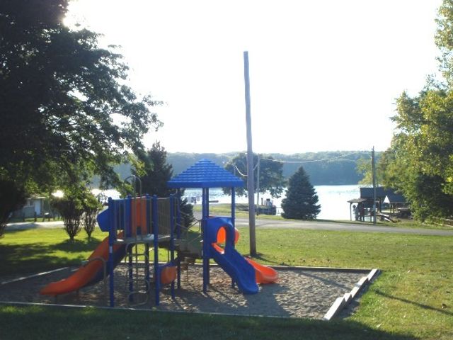 152 Beachview Court, Varna, IL 61375