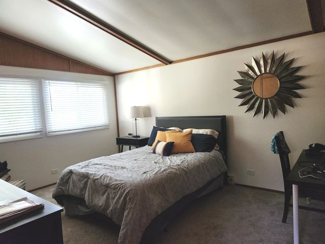 152 Beachview Court, Varna, IL 61375