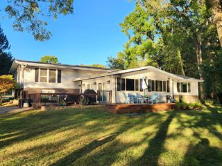 152 Beachview Court, Varna, IL 61375