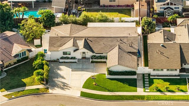 13321 Bubbling Well Road, Tustin, CA 92780