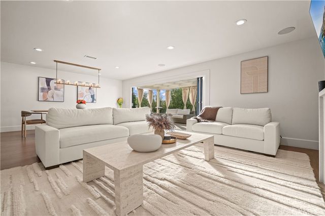 13321 Bubbling Well Road, Tustin, CA 92780