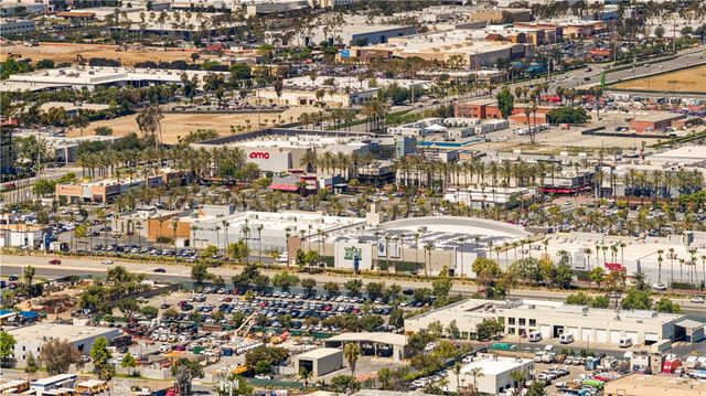 13321 Bubbling Well Road, Tustin, CA 92780