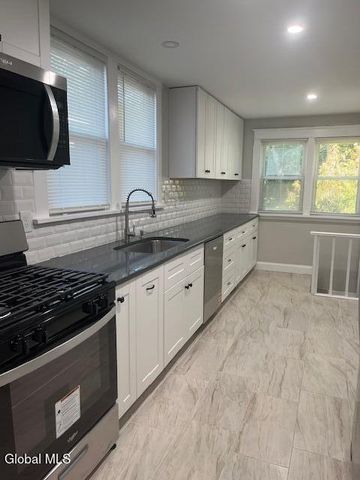 63 Holmes Court, Albany, NY 12209