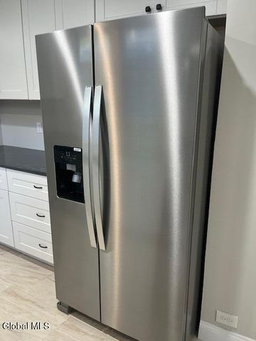 63 Holmes Court, Albany, NY 12209