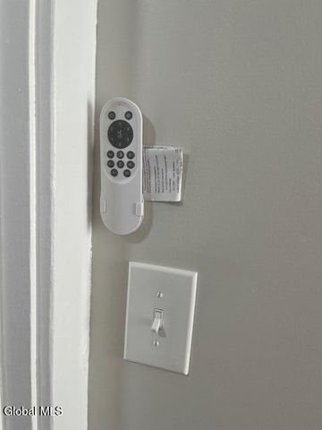 63 Holmes Court, Albany, NY 12209