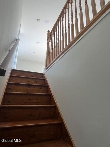 63 Holmes Court, Albany, NY 12209