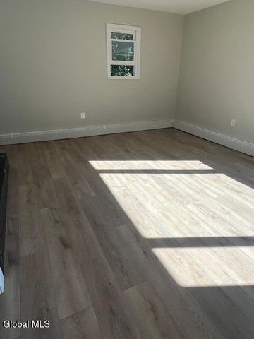 63 Holmes Court, Albany, NY 12209