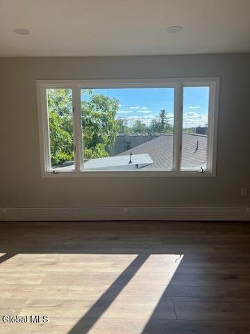 63 Holmes Court, Albany, NY 12209