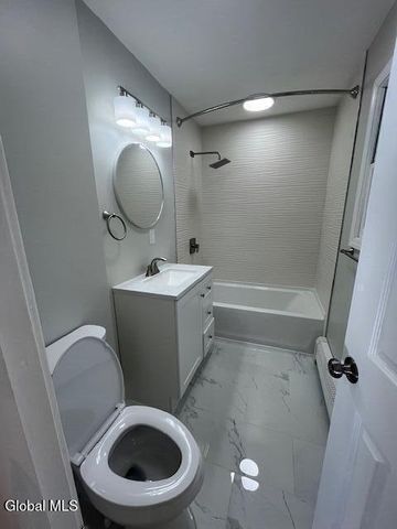 63 Holmes Court, Albany, NY 12209