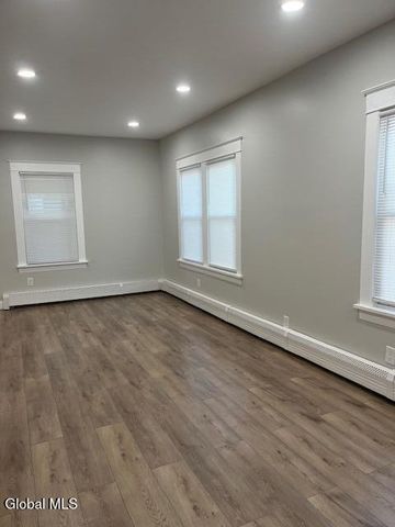 63 Holmes Court, Albany, NY 12209