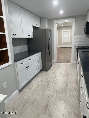 63 Holmes Court, Albany, NY 12209