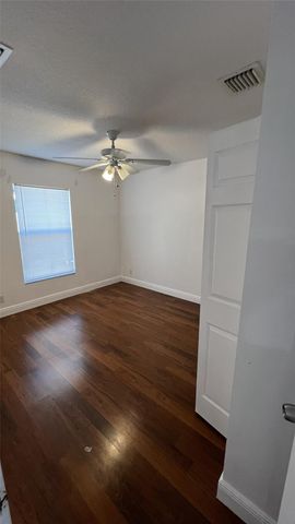 120 SW Grimaldo Ter, Port St Lucie, FL 34984