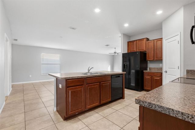 6810 TRENT CREEK DRIVE, Sun City Center, FL 33573