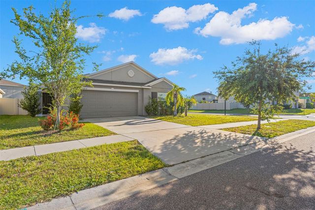 6810 TRENT CREEK DRIVE, Sun City Center, FL 33573
