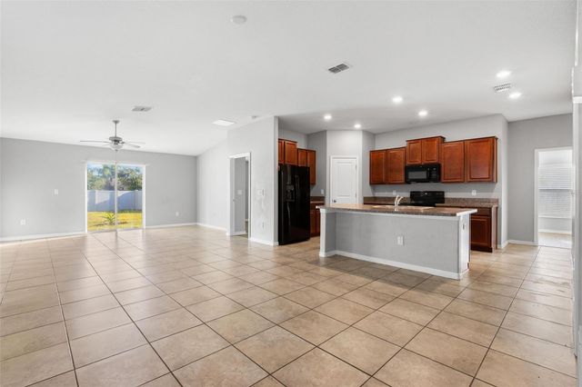 6810 TRENT CREEK DRIVE, Sun City Center, FL 33573