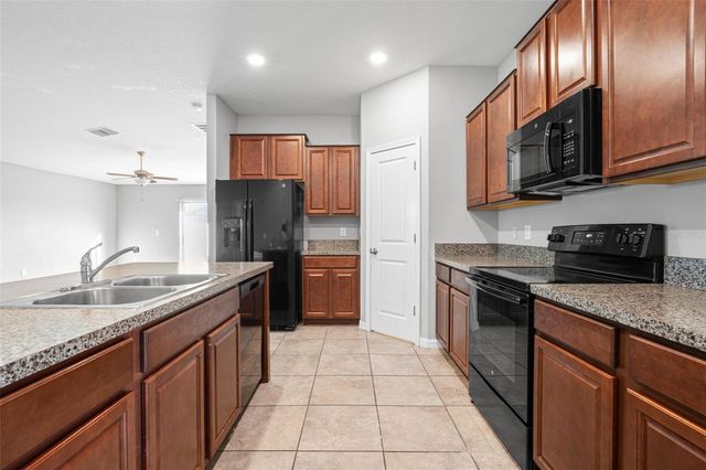 6810 TRENT CREEK DRIVE, Sun City Center, FL 33573